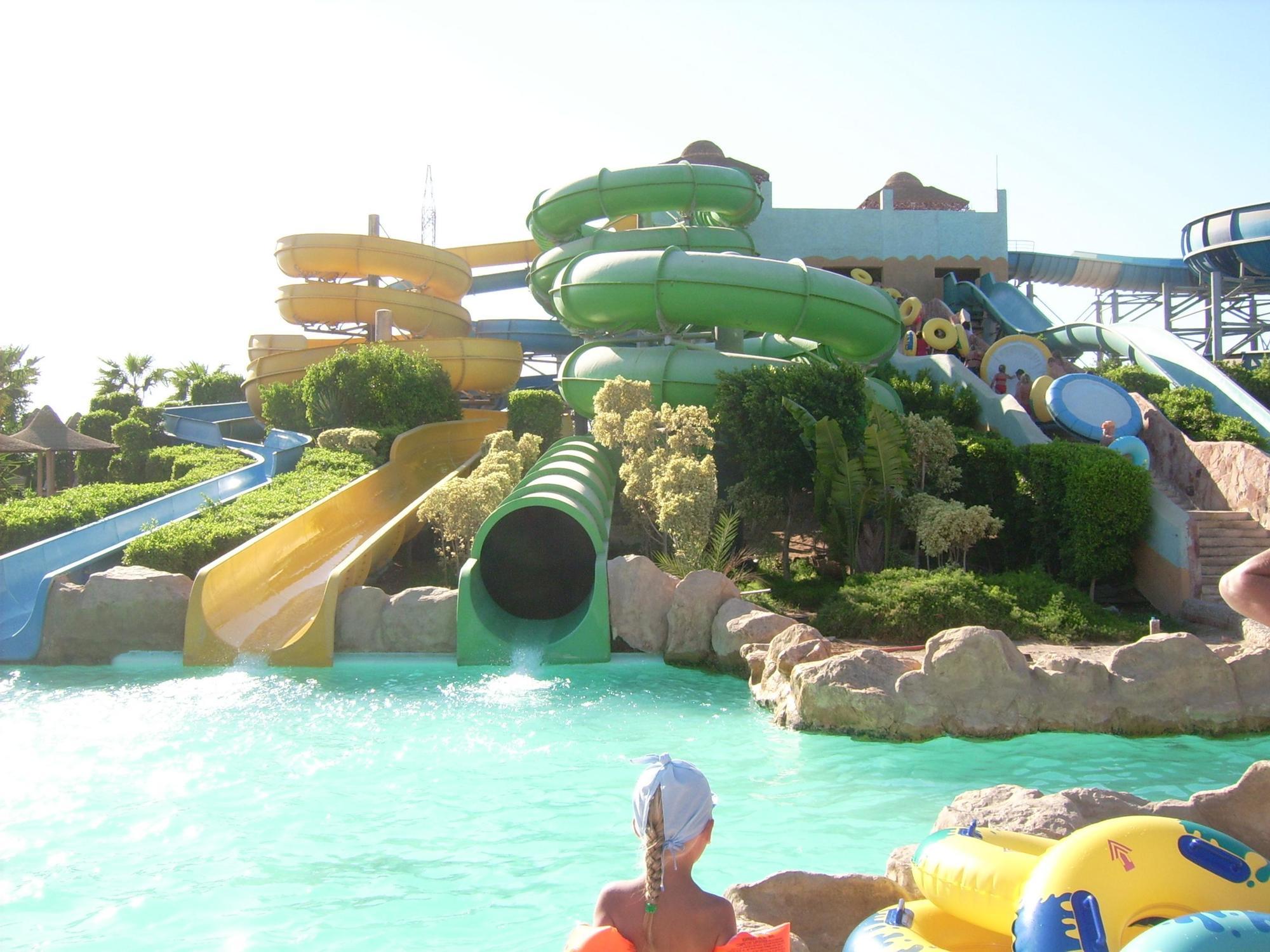 Titanic Aqua Park Resort - Families And Couples Only Hurghada Exterior photo