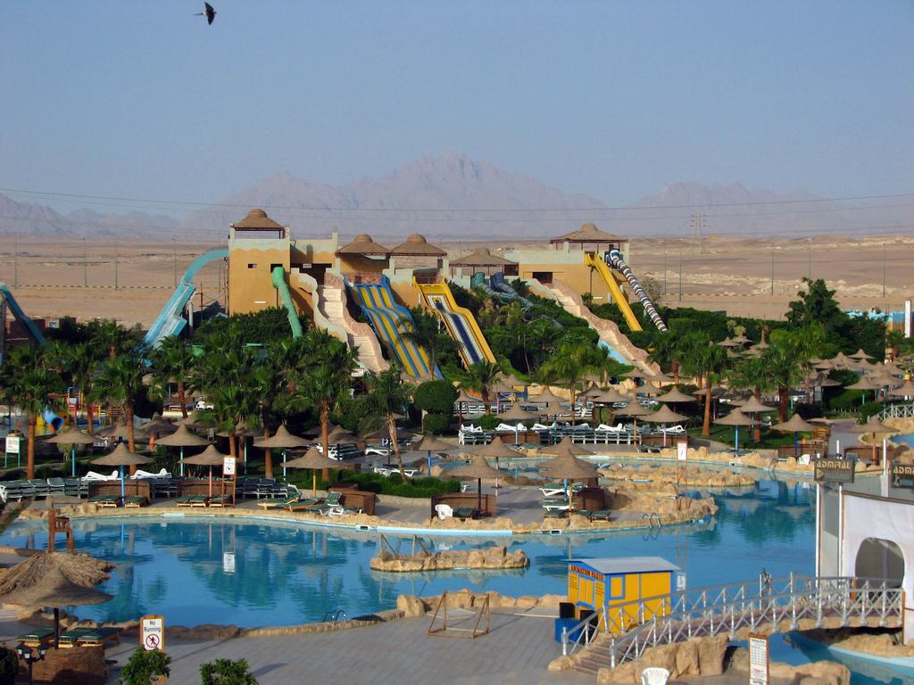 Titanic Aqua Park Resort - Families And Couples Only Hurghada Exterior photo